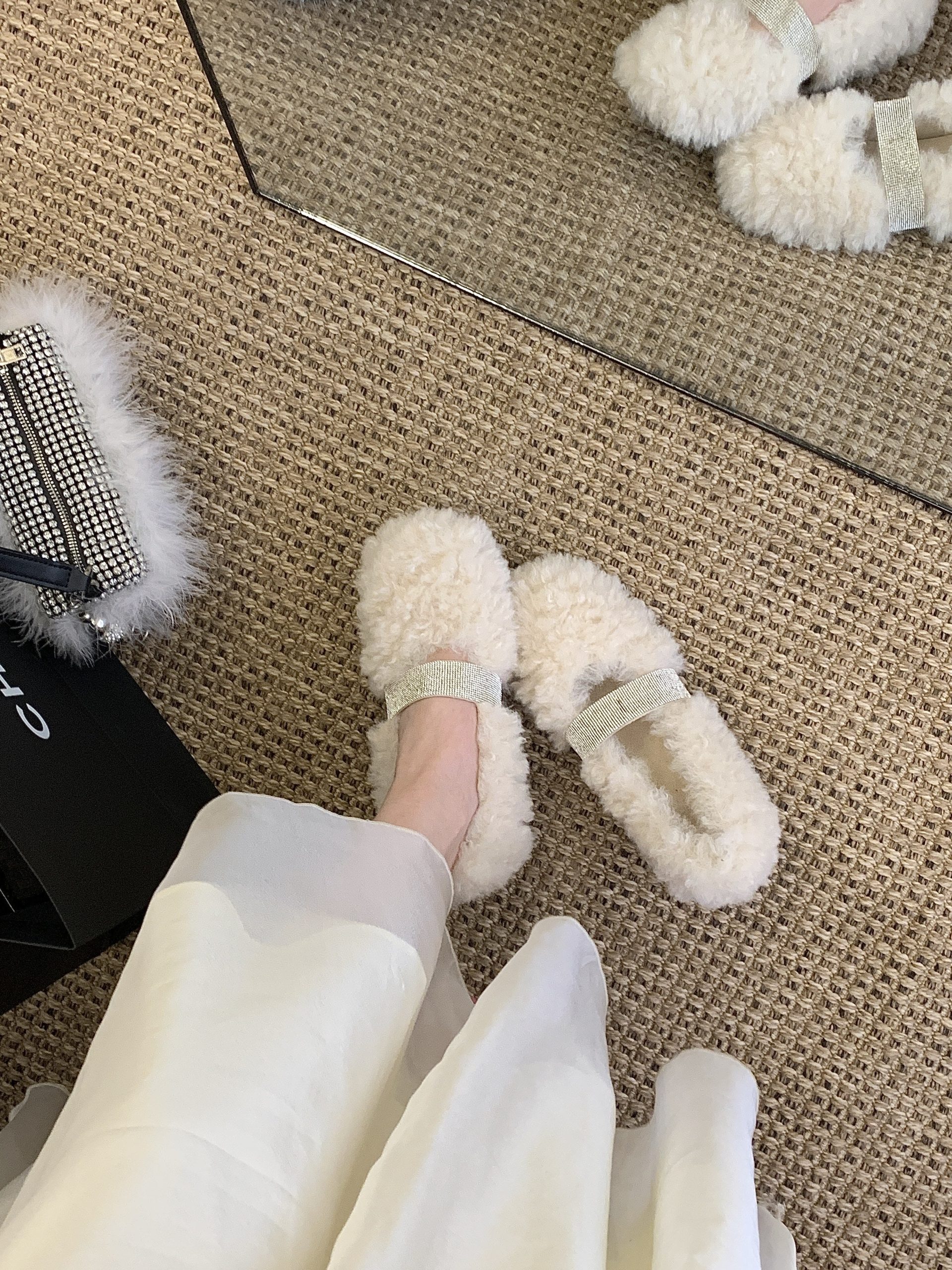 DIAIRIZ Women's Mary Jane Shoes with Fur Lining, Rhinestone, Hidden Heel, Round Toe, Cute One-Strap, Warm Low Top - Image 2