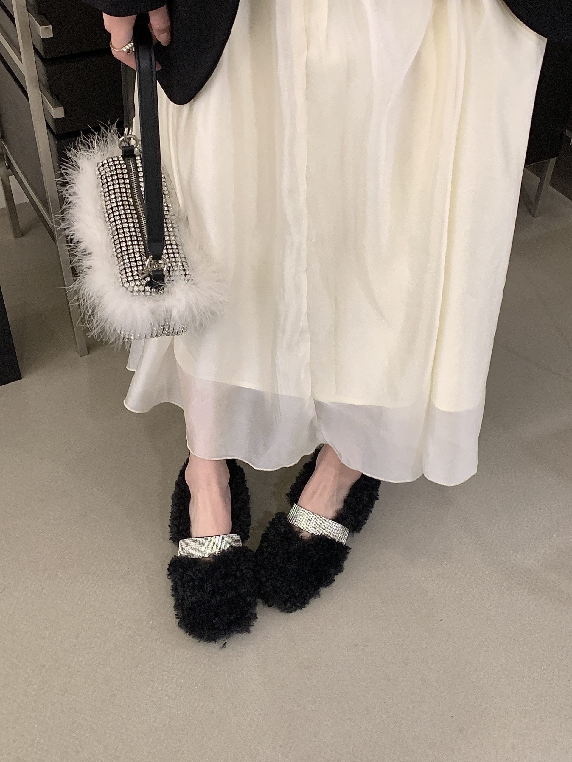 DIAIRIZ Women's Mary Jane Shoes with Fur Lining, Rhinestone, Hidden Heel, Round Toe, Cute One-Strap, Warm Low Top - Image 4